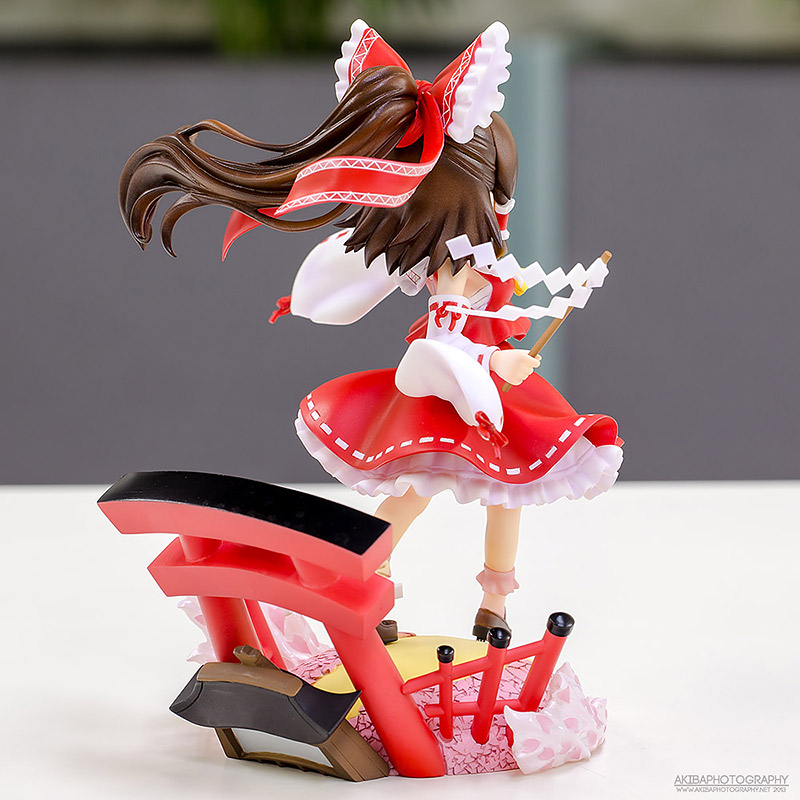 hakurei-reimu-dcm04